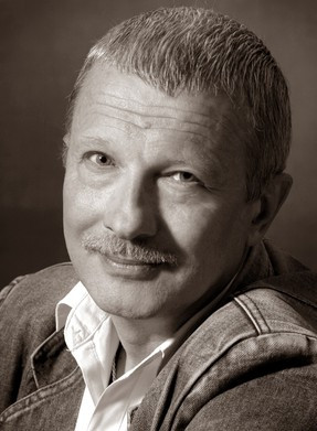 Виктор Кулюxин,